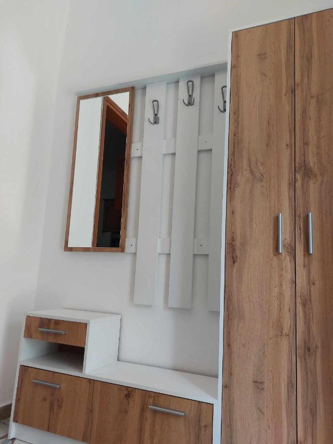 Studio Με Όλες Τις Ανέσεις Vétrina Eksteriør bilde