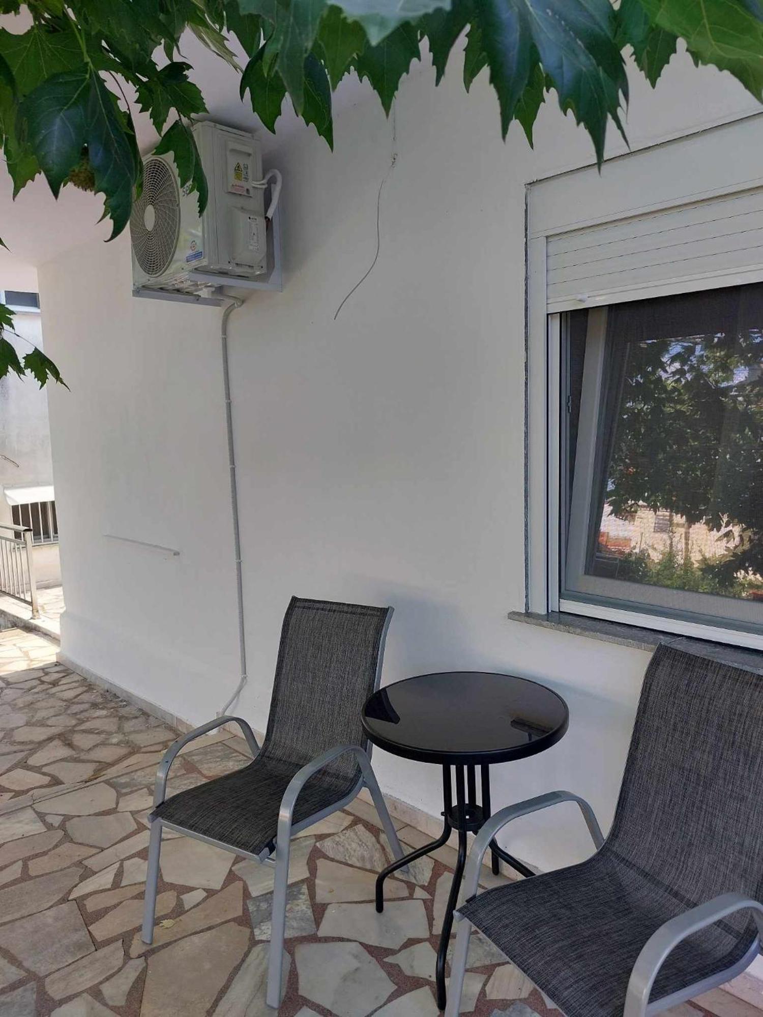 Studio Με Όλες Τις Ανέσεις Vétrina Eksteriør bilde